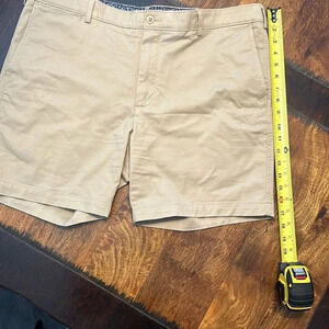 Cremieux shorts Size 40 comfort waistband EUC